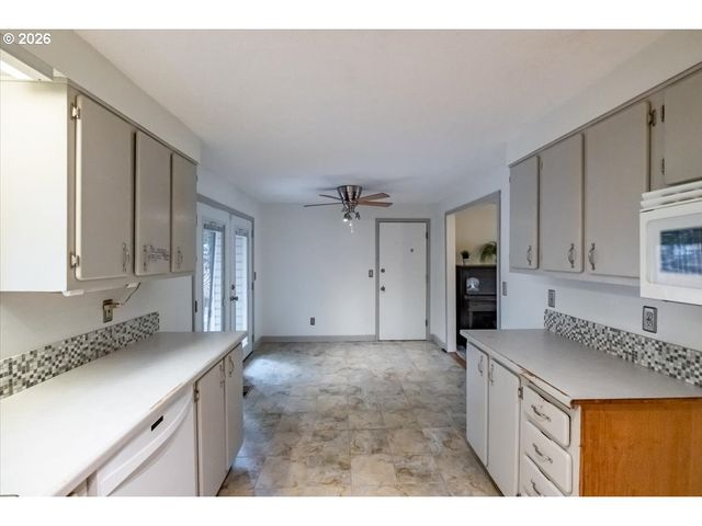 3217 Se 51ST Ave, Portland, OR 97206