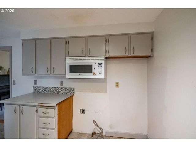 3217 Se 51ST Ave, Portland, OR 97206
