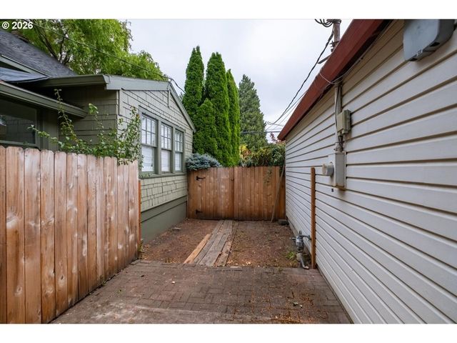 3217 Se 51ST Ave, Portland, OR 97206