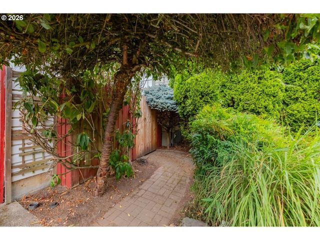 3217 Se 51ST Ave, Portland, OR 97206