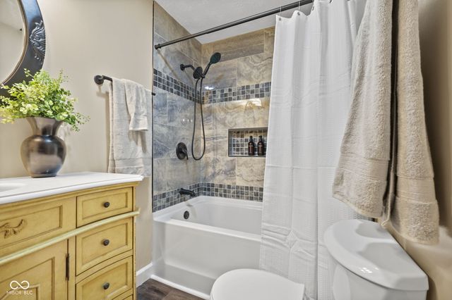 8230 Autumn Mill Lane, Indianapolis, IN 46256