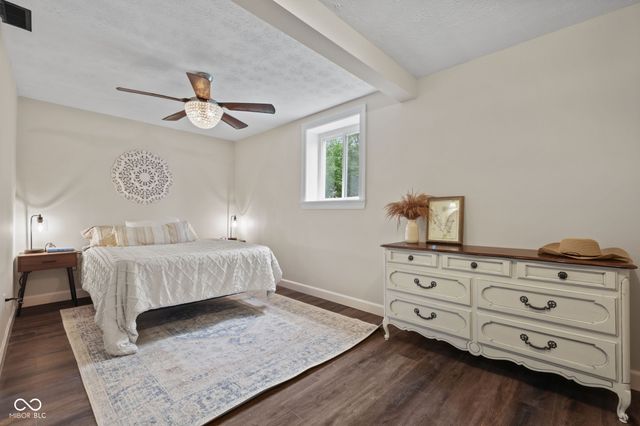 8230 Autumn Mill Lane, Indianapolis, IN 46256