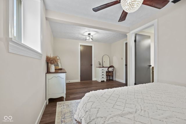 8230 Autumn Mill Lane, Indianapolis, IN 46256
