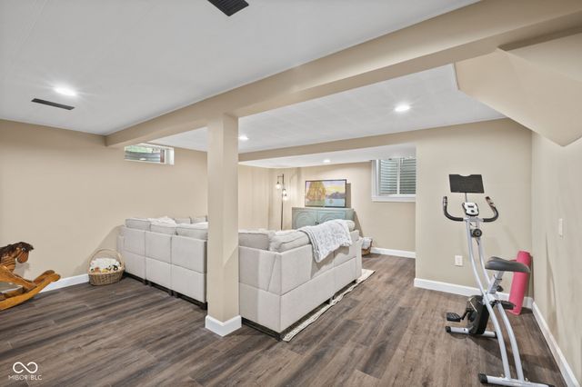 8230 Autumn Mill Lane, Indianapolis, IN 46256