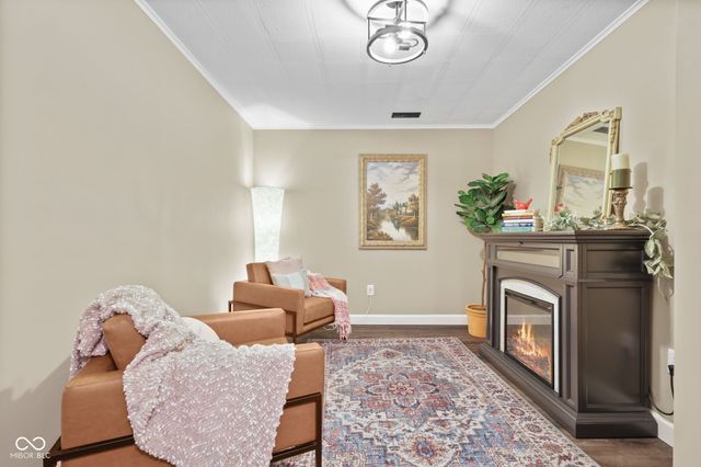 8230 Autumn Mill Lane, Indianapolis, IN 46256