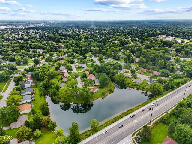 8230 Autumn Mill Lane, Indianapolis, IN 46256