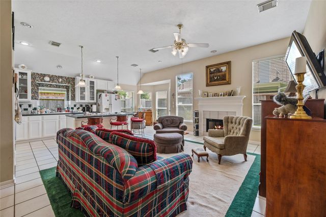 12211 Oyster Cove Court, Stafford, TX 77477