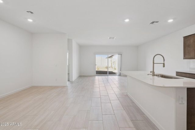 24069 W PAPAGO Street, Buckeye, AZ 85326