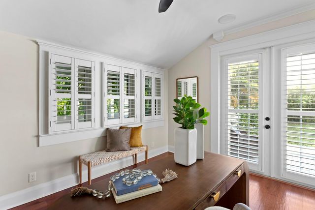 1315 S MOODY AVENUE, Tampa, FL 33629