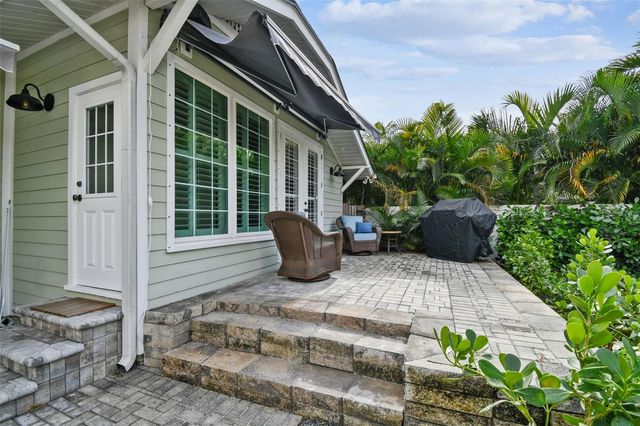 1315 S MOODY AVENUE, Tampa, FL 33629