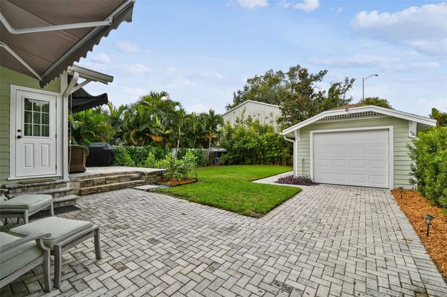 1315 S MOODY AVENUE, Tampa, FL 33629