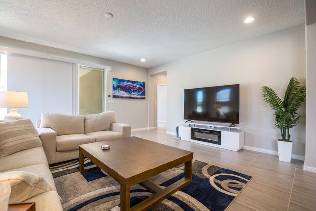 12108 N Star Trail NW, Albuquerque, NM 87120