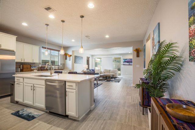 12108 N Star Trail NW, Albuquerque, NM 87120