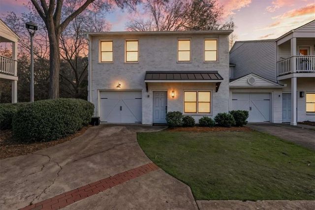230 West Avenue, Carrollton, GA 30117
