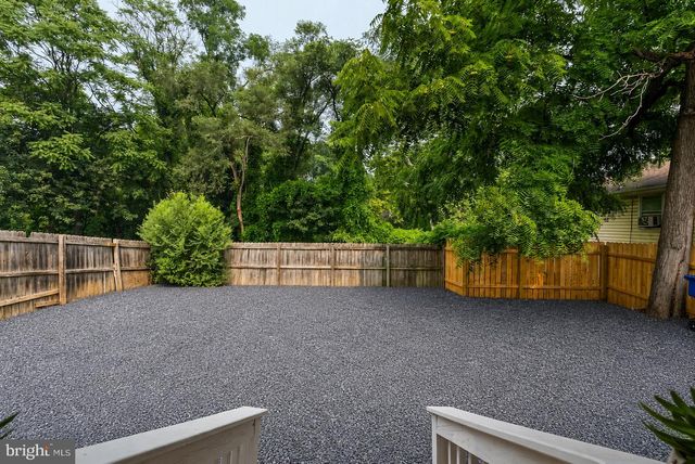 1101 ROYAL AVE N, Front Royal, VA 22630