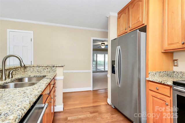 7852 Golf Course Drive N 31, Denver, NC 28037