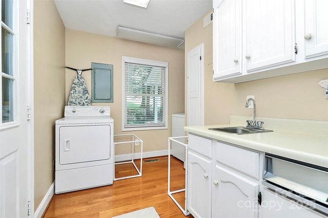 7852 Golf Course Drive N 31, Denver, NC 28037