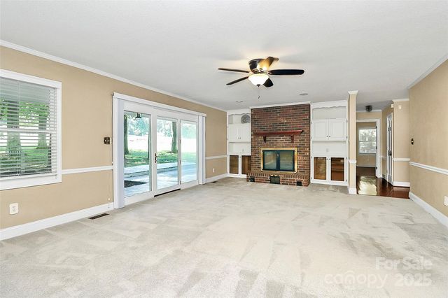 7852 Golf Course Drive N 31, Denver, NC 28037