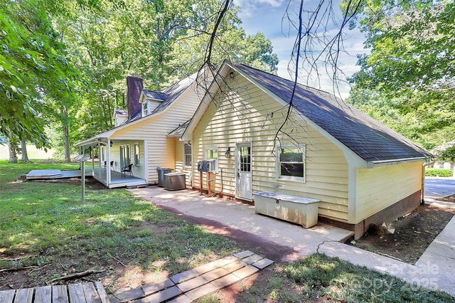 7852 Golf Course Drive N 31, Denver, NC 28037