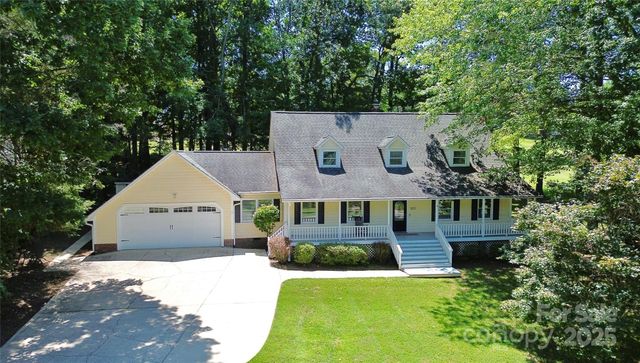 7852 Golf Course Drive N 31, Denver, NC 28037