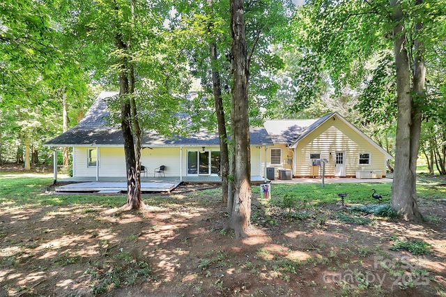 7852 Golf Course Drive N 31, Denver, NC 28037