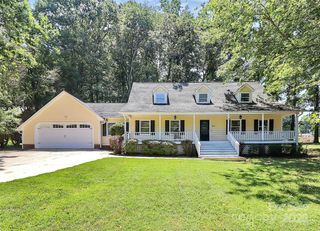 7852 Golf Course Drive N 31, Denver, NC 28037