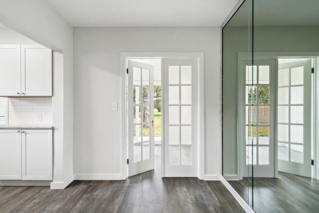 1205 Longwood Street, West Palm Beach, FL 33401