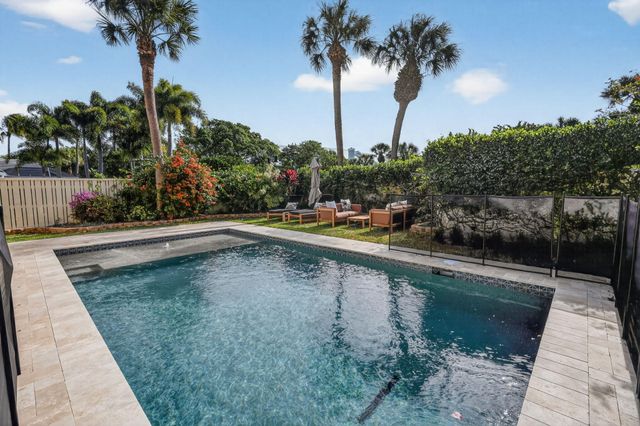 3069 Mainsail Circle, Jupiter, FL 33477