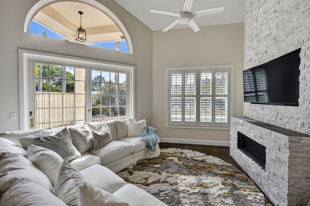 3069 Mainsail Circle, Jupiter, FL 33477