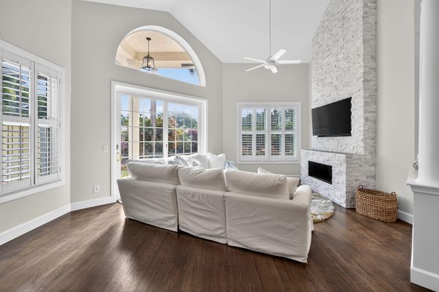 3069 Mainsail Circle, Jupiter, FL 33477