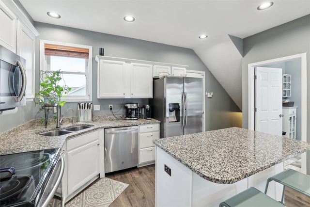 201 Elm Avenue, Norwalk, IA 50211