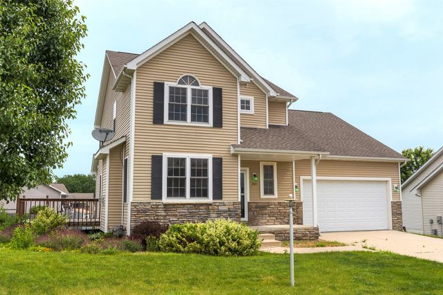201 Elm Avenue, Norwalk, IA 50211
