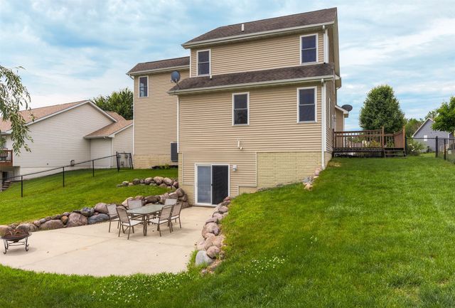 201 Elm Avenue, Norwalk, IA 50211
