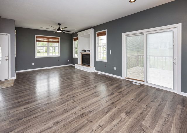 201 Elm Avenue, Norwalk, IA 50211