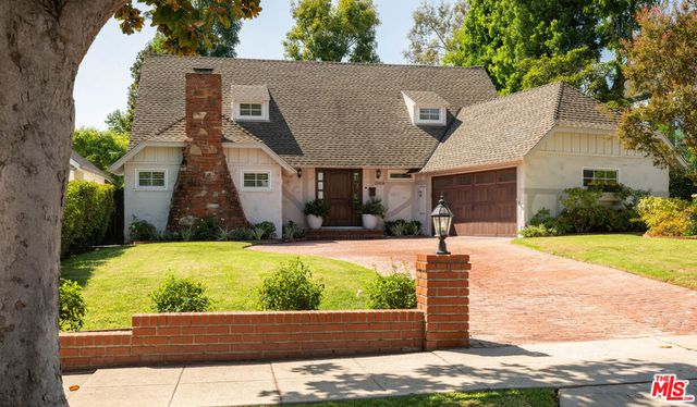 15434 Sutton Street, Sherman Oaks, CA 91403