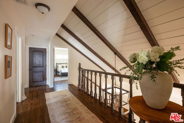 15434 Sutton Street, Sherman Oaks, CA 91403