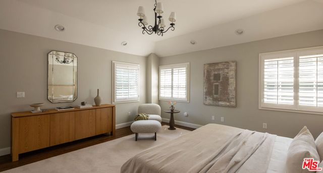15434 Sutton Street, Sherman Oaks, CA 91403