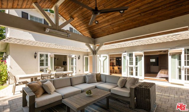 15434 Sutton Street, Sherman Oaks, CA 91403