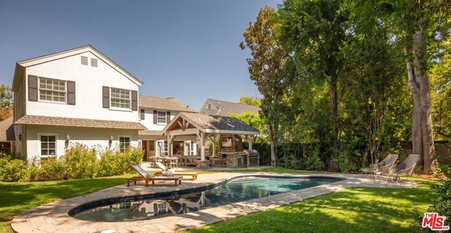 15434 Sutton Street, Sherman Oaks, CA 91403