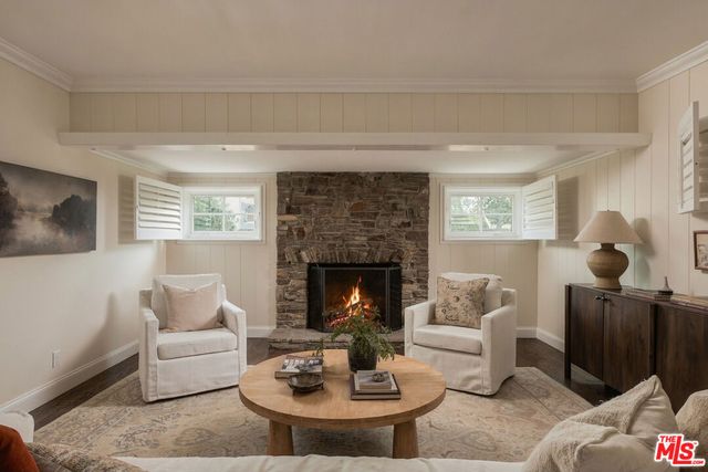15434 Sutton Street, Sherman Oaks, CA 91403
