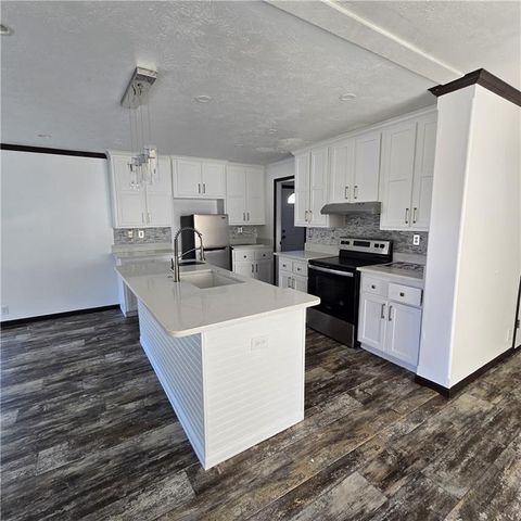 51 E CARDINAL Lane E, Lawrenceville, GA 30044