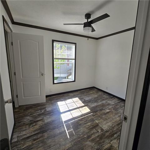 51 E CARDINAL Lane E, Lawrenceville, GA 30044