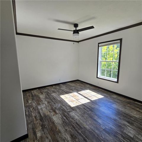 51 E CARDINAL Lane E, Lawrenceville, GA 30044