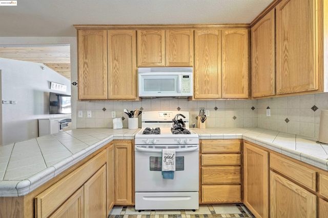 20838 Big Foot Circle, Groveland, CA 95321