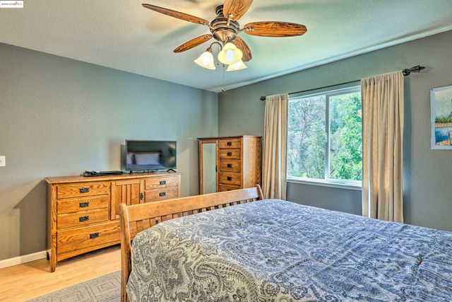 20838 Big Foot Circle, Groveland, CA 95321