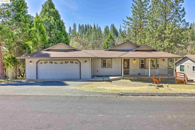 20838 Big Foot Circle, Groveland, CA 95321