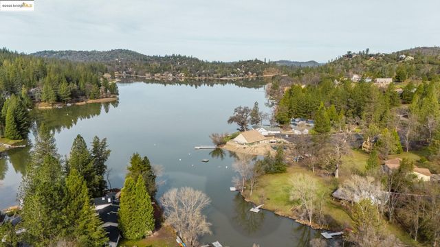 20838 Big Foot Circle, Groveland, CA 95321