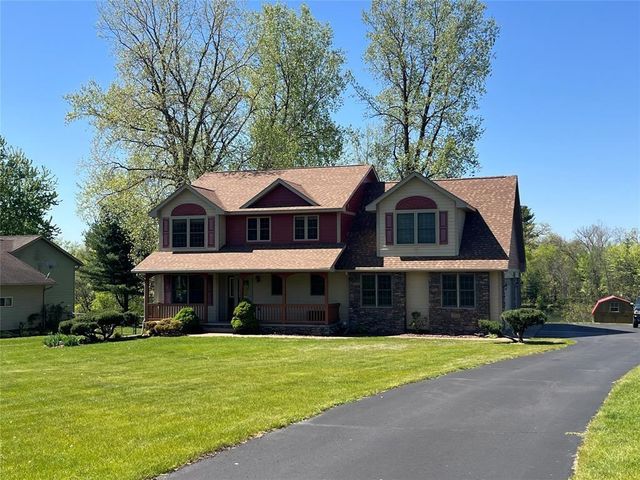 10881 34th Avenue, Chippewa Falls, WI 54729