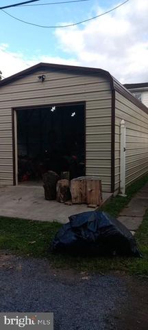 11 E ELM ST, Reading, PA 19607