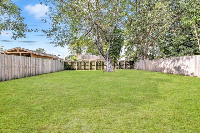 1317 NW 7th Ter, Fort Lauderdale, FL 33311